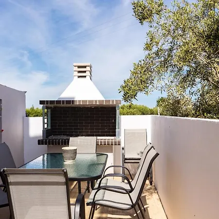 Holiday home Kounoupas, Comfy With Swimming Pool Up To 8 Guests! Lameriana