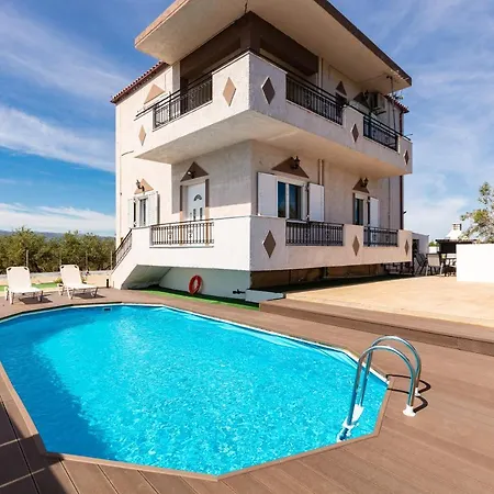 Kounoupas, Comfy With Swimming Pool Up To 8 Guests!