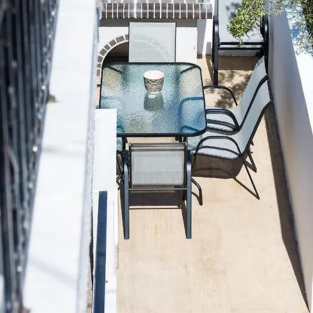 Kounoupas, Comfy With Swimming Pool Up To 8 Guests! * Lameriana